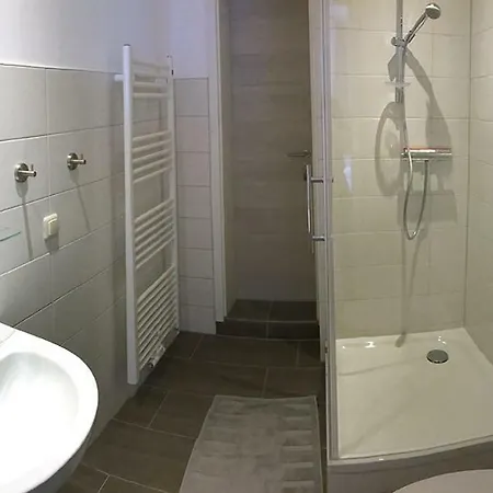 Seute Deern Trassenheide, Familie Meutzner *